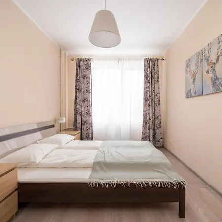 아파트 Modern With Balcony *